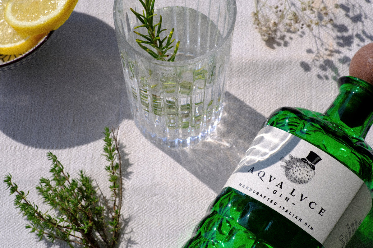 Aqva Lvce Dry Gin, 47% ABV, 0.7L-zoom-3