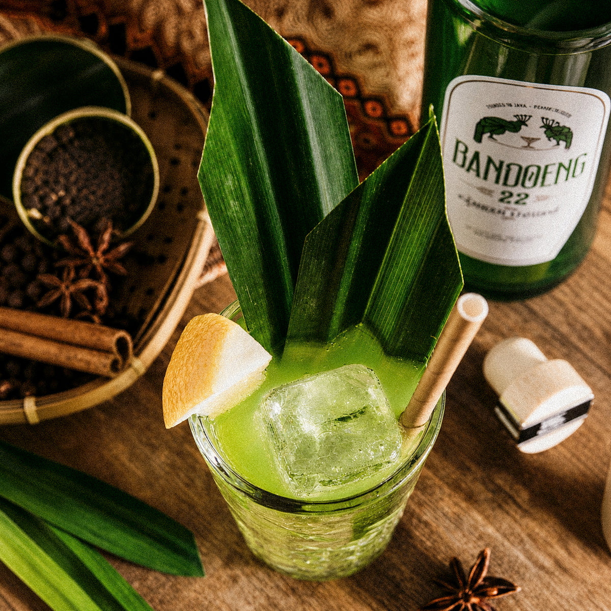 Bandoeng'22 Pandan Liqueur, 22% ABV, 0.7L-3