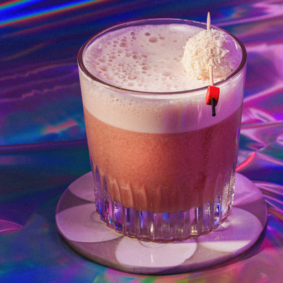 Cocktail Sour cu spuma densa facuta cu VEGG WHITE